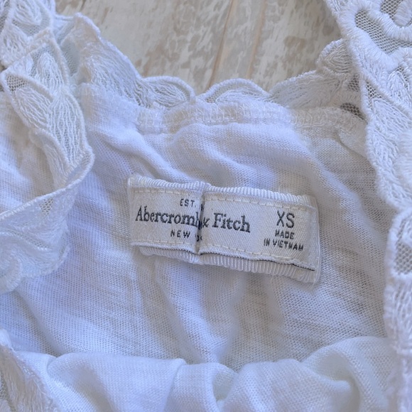 2 Abercrombie lace tanks - Picture 5 of 6